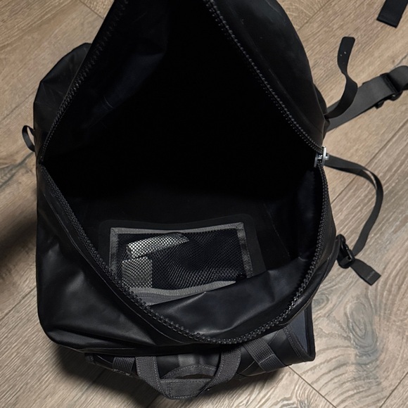 Patagonia  Storm Front Waterproof Backpack - Picture 3 of 3